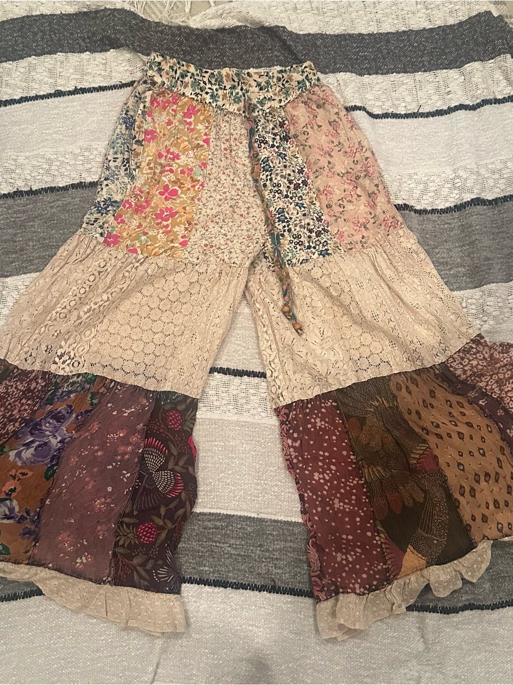 NWT YOUNG THREADS Patchwork Wide-Leg Women's Pants - Picture 6 of 8
